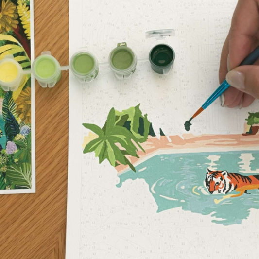 La Petite Épicerie – Malen nach Zahlen | Tiger im Pool